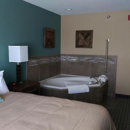 Grandstay Hotel & Suites Delano 외부 사진