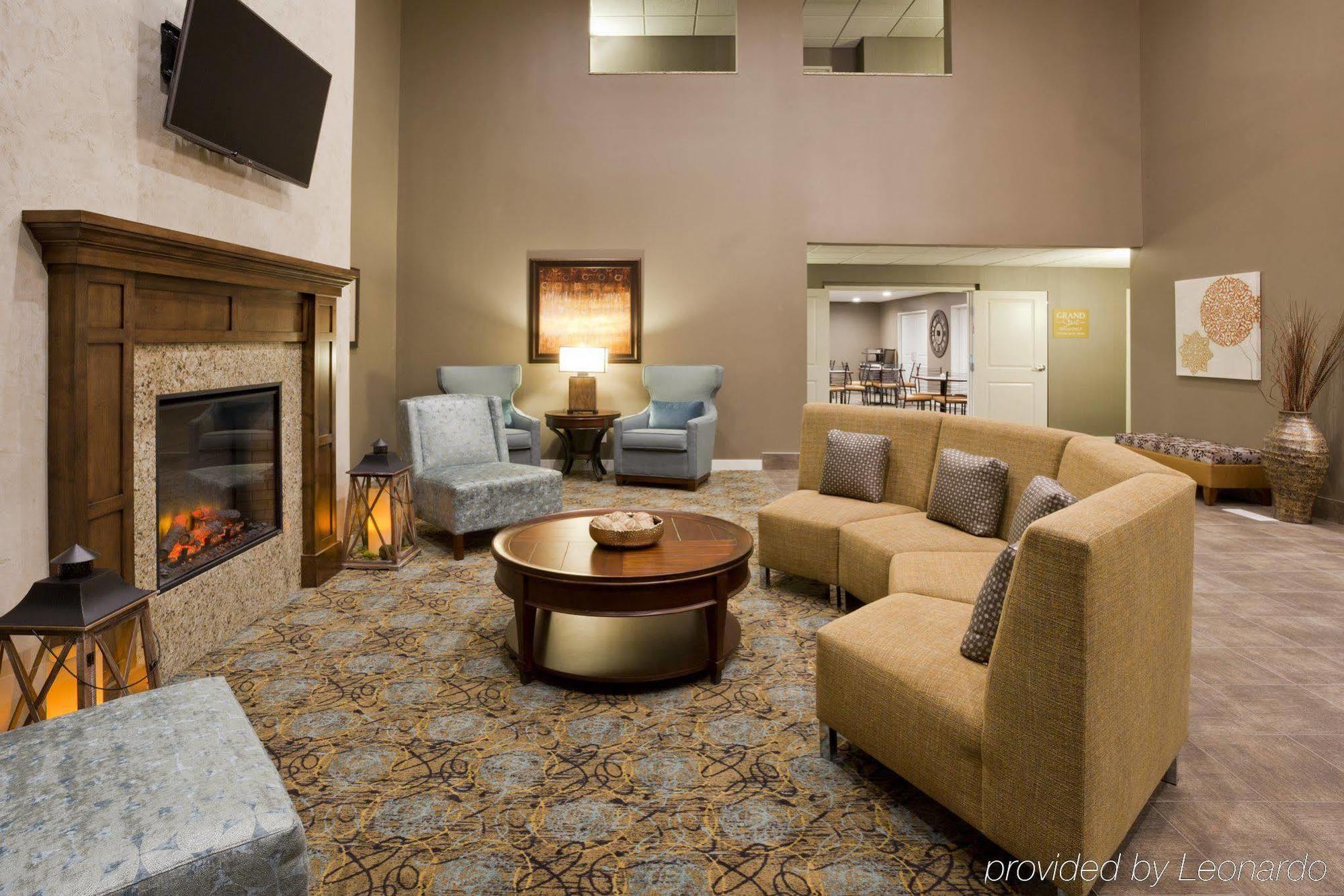 Grandstay Hotel & Suites Delano 외부 사진