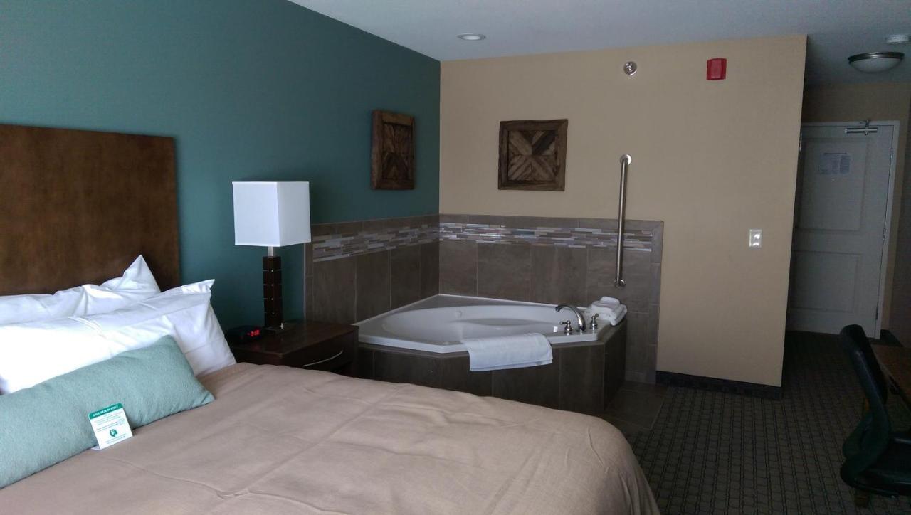Grandstay Hotel & Suites Delano 외부 사진
